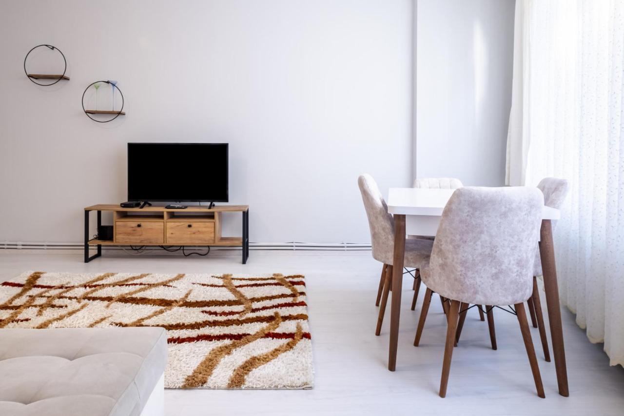 Fully Equipped Cozy Home In Kadikoy Isztambul Kültér fotó